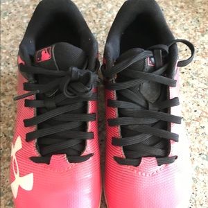 Girls Under Armour Cleats Size 1y